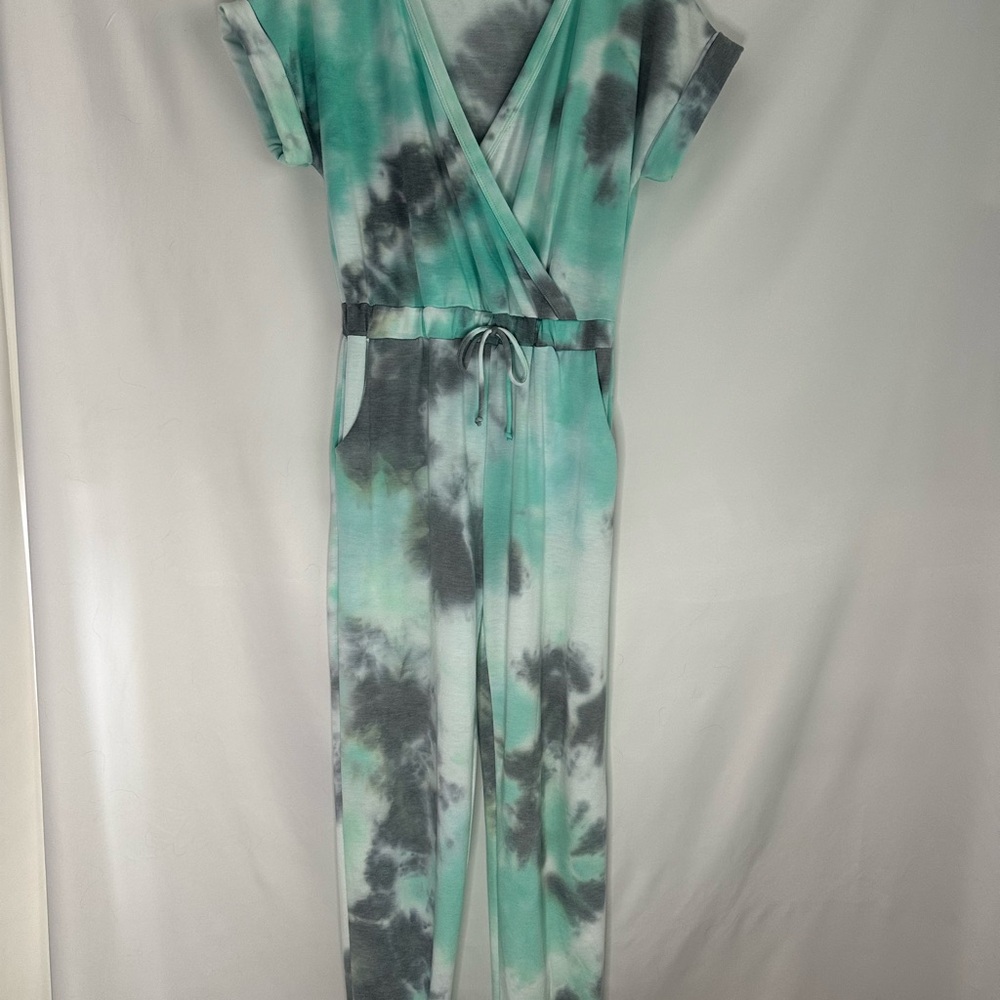 Tie-Dye Jumpsuit in Green and Gray